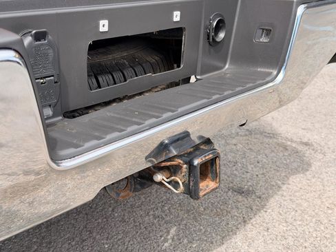 Used 2018 Chevrolet Silverado 1500 LT w/ Max Trailering Package image 13