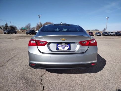 Used 2024 Chevrolet Malibu LT image 4