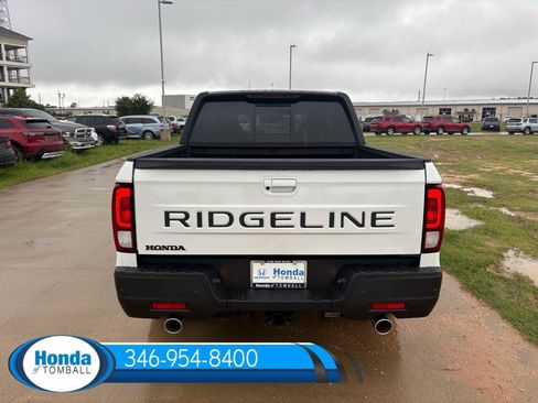 New 2026 Honda Ridgeline Black Edition image 5