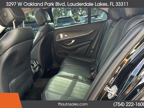 Used 2017 Mercedes-Benz E 300 4MATIC w/ Premium 1 Package image 28