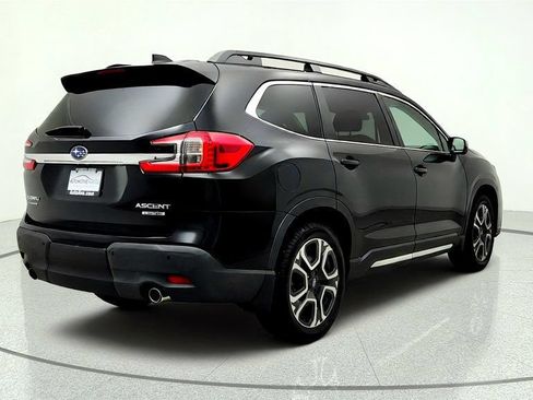 Used 2023 Subaru Ascent Limited w/ Technology Package AWD/4WD image 5