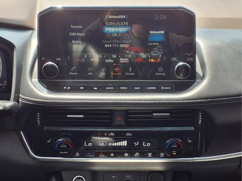 Used 2021 Nissan Rogue Platinum FWD image 14