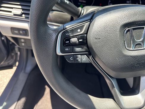 Used 2019 Honda Accord LX image 21