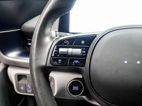 Used 2024 Hyundai Ioniq 6 Limited image 34