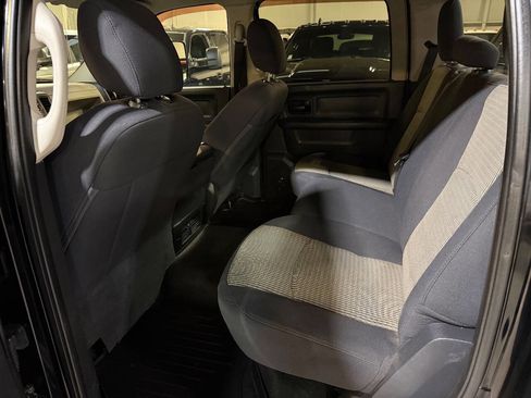 Used 2012 RAM 3500 ST w/ Chrome Appearance Group image 39