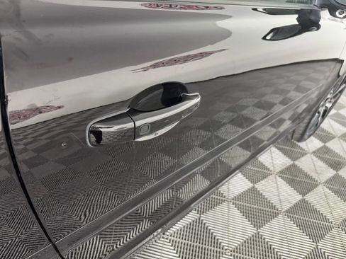 Used 2013 Volvo C70 T5 image 24