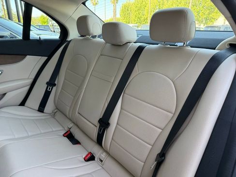 Used 2019 Mercedes-Benz C 300 Sedan image 13