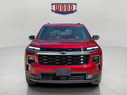 New 2026 Chevrolet Traverse LT w/ Sun and Wheel Package AWD/4WD image 5