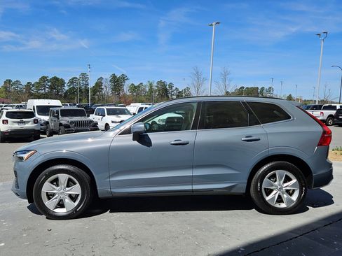 Used 2022 Volvo XC60 B5 Momentum AWD/4WD image 4