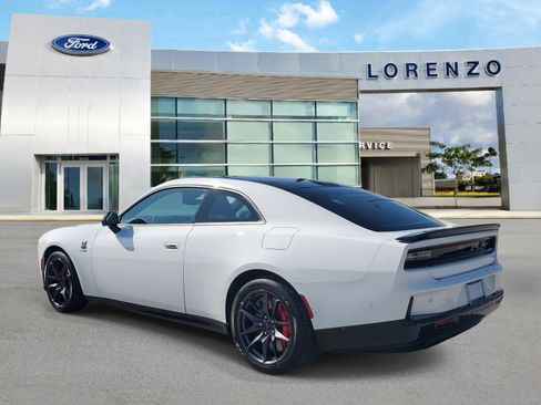 Used 2024 Dodge Charger Scat Pack w/ Plus Group image 7