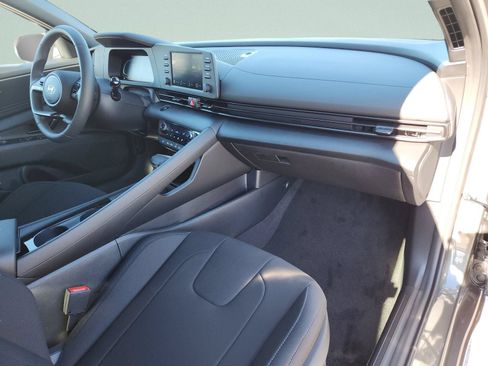 New 2026 Hyundai Elantra SEL Sport Premium FWD image 14