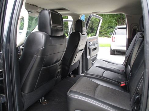 Used 2014 RAM 2500 Laramie AWD/4WD image 35
