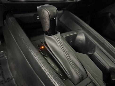 Used 2023 Honda Accord EX image 31