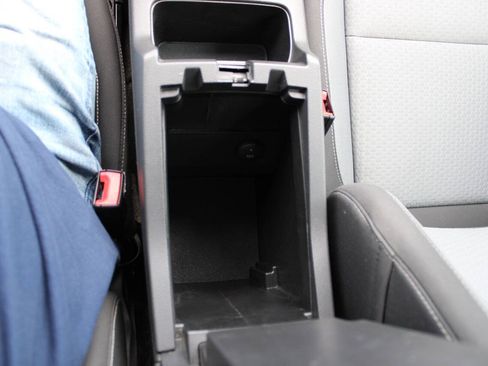 Used 2017 Ford Escape SE AWD/4WD image 30