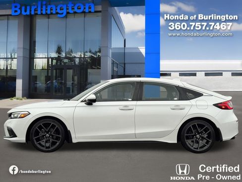 Used 2023 Honda Civic Sport Touring image 3