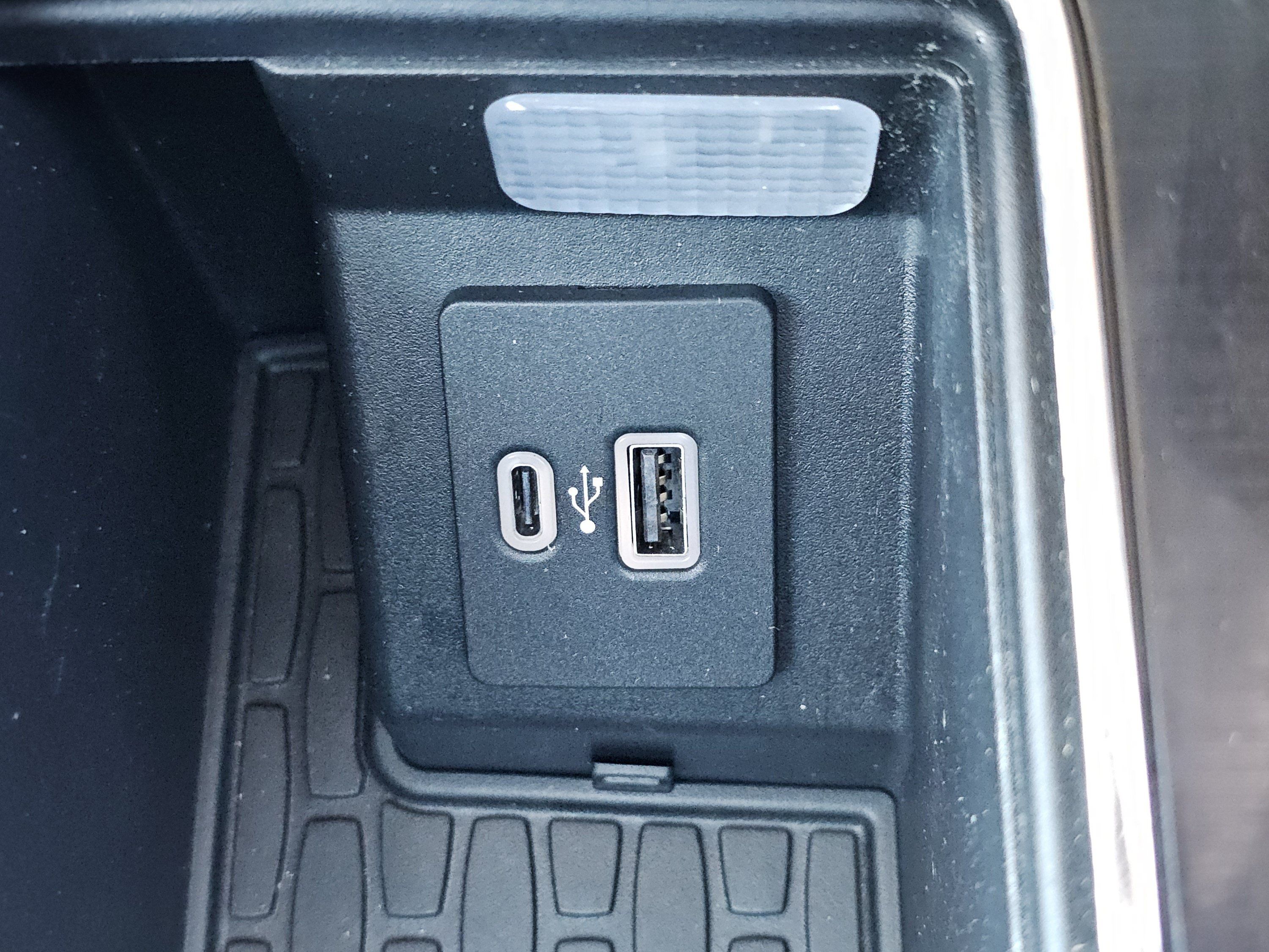 Used 2021 Lincoln Aviator Reserve w/ Equipment Group 201A AWD/4WD image 14