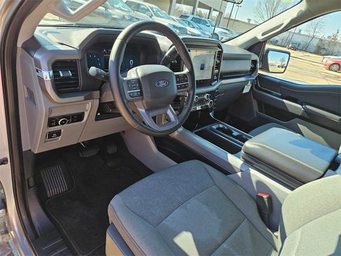 Used 2025 Ford F150 XLT w/ Equipment Group 301A Standard image 13
