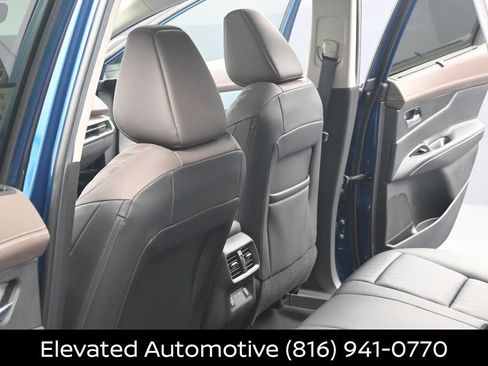Certified 2026 Nissan Murano Platinum w/ Cargo Package AWD/4WD image 17