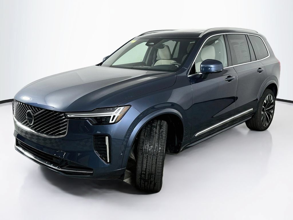 Used 2026 Volvo XC90 B5 Plus w/ Protection Package Premier AWD/4WD image 2
