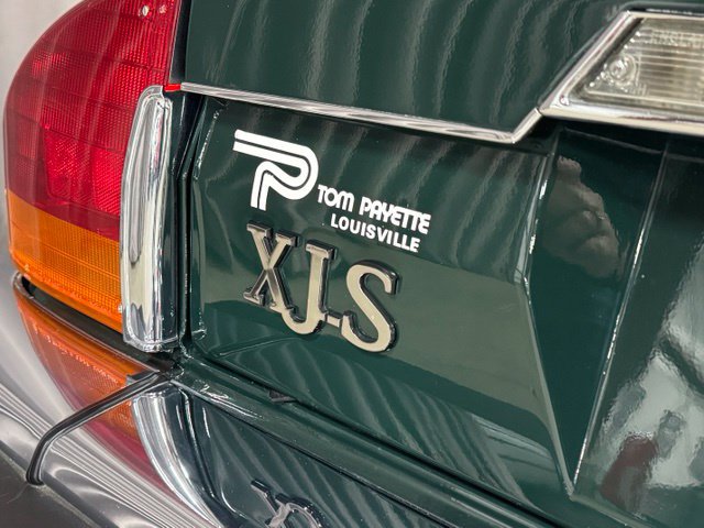 Used 1990 Jaguar XJS V12 Convertible RWD image 31