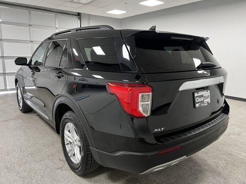 Used 2024 Ford Explorer XLT w/ Equipment Group 202A image 8