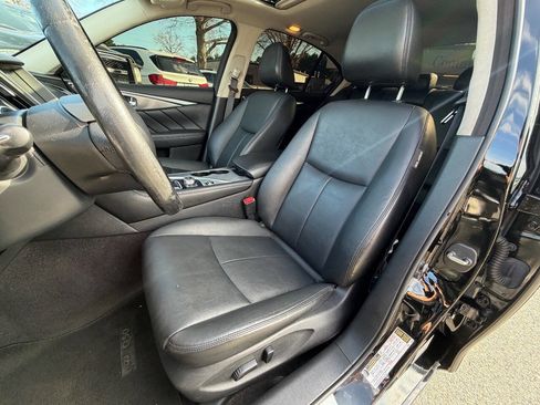 Used 2015 INFINITI Q50 Premium w/ Navigation Package image 4