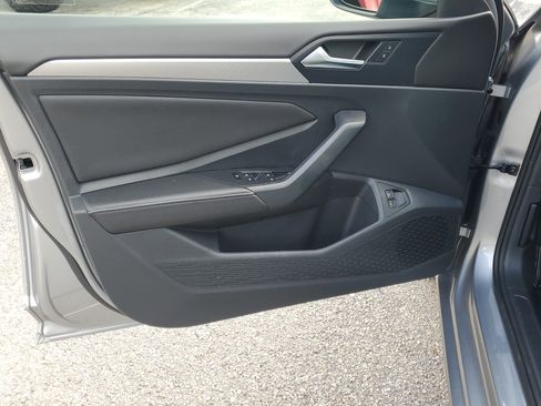 Used 2024 Volkswagen Jetta S image 18