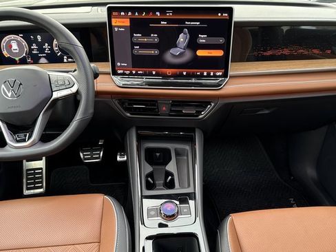 Used 2026 Volkswagen Tiguan SEL R-Line image 15