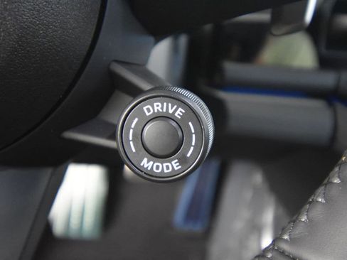 New 2025 Porsche Panamera 4 AWD/4WD image 28