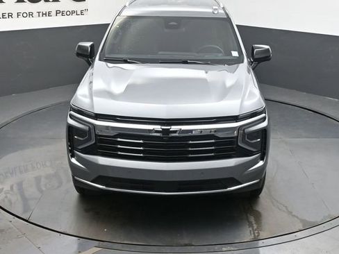 New 2026 Chevrolet Suburban LS w/ LPO, Dark Essentials Package AWD/4WD image 38