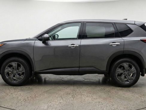 Used 2025 Nissan Rogue SV FWD image 5