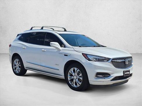 Used 2021 Buick Enclave Avenir w/ Avenir Technology Package AWD/4WD image 3