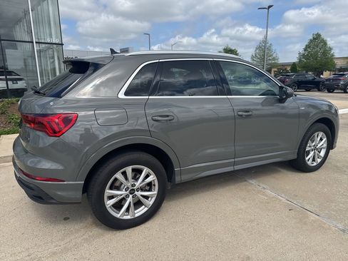 Used 2025 Audi Q3 2.0T Premium w/ Convenience Package AWD/4WD image 2