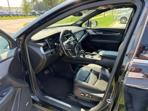 Used 2023 Cadillac XT5 Premium Luxury AWD/4WD image 11