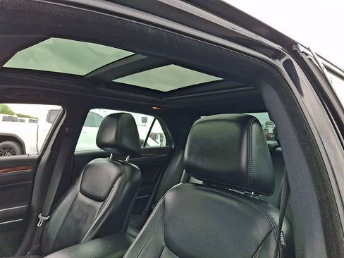 Used 2013 Chrysler 300 w/ Driver Convenience Group RWD image 13