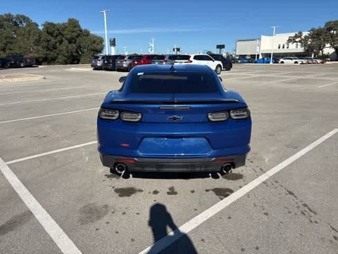 Used 2019 Chevrolet Camaro LT w/ RS Package image 4