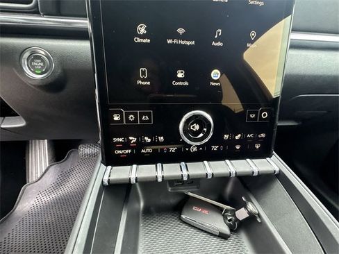 New 2026 GMC Terrain Elevation w/ Elevation Premium Package image 18