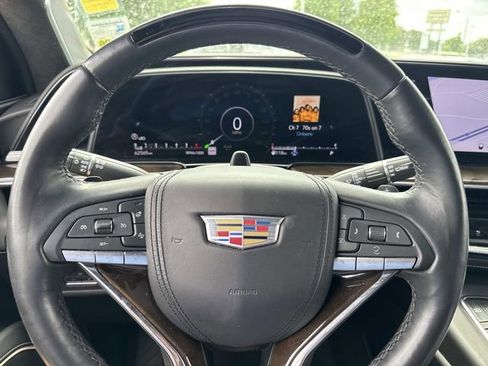 Used 2023 Cadillac Escalade Sport Platinum w/ LPO, ONYX Package AWD/4WD image 32