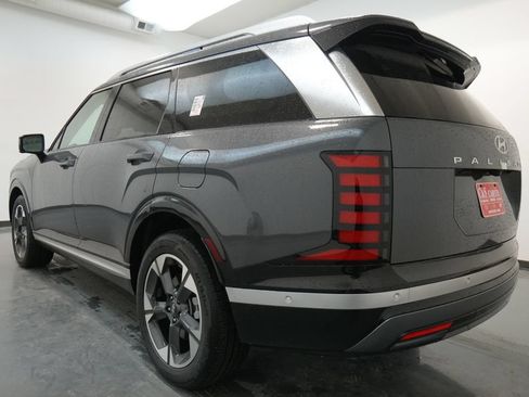 Used 2026 Hyundai Palisade Limited AWD/4WD image 6