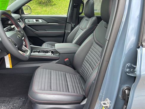 New 2026 Ford Explorer ST-Line w/ ST-Line Street Pack AWD/4WD image 10
