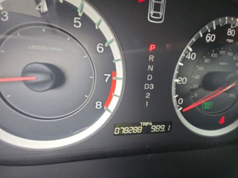 Used 2011 Honda Accord LX image 12