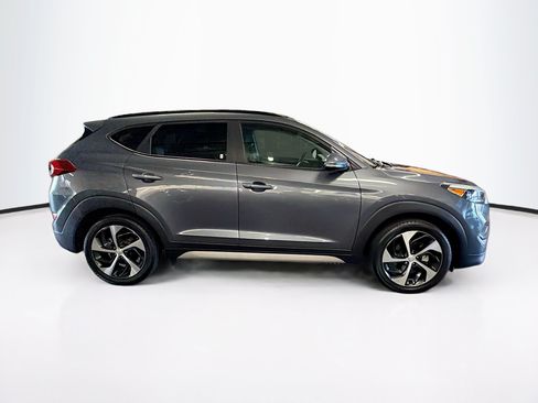 Used 2018 Hyundai Tucson Value w/ Cargo Package AWD/4WD image 10