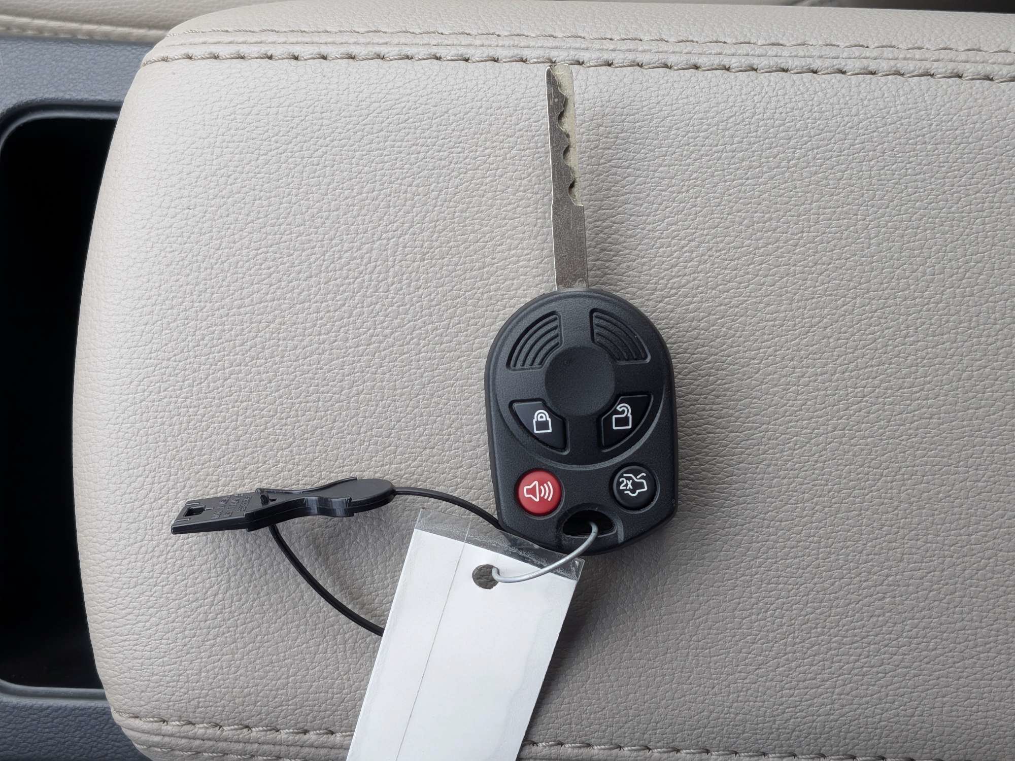 Used 2018 Ford Escape SEL FWD image 32