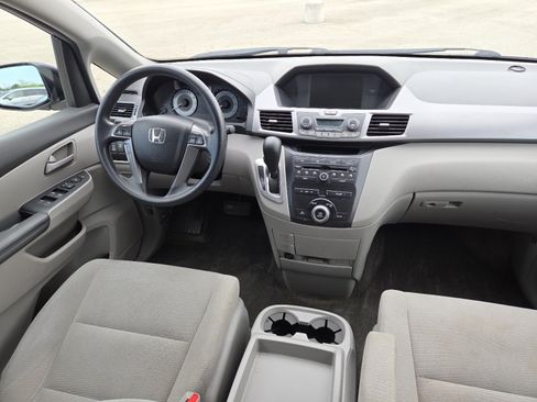 Used 2013 Honda Odyssey EX image 20