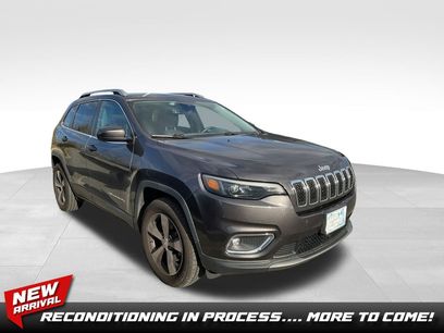 Used 2019 Jeep Cherokee Limited w/ Technology Group
