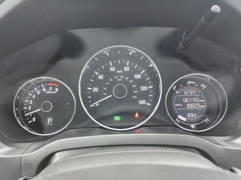 Used 2016 Honda HR-V LX image 26