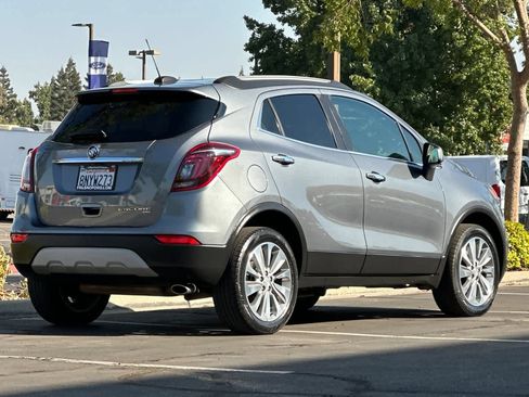 Used 2020 Buick Encore Preferred w/ Safety Package AWD/4WD image 2