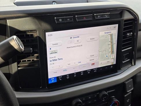 Used 2023 Ford F250 XLT w/ XLT Premium Package image 13