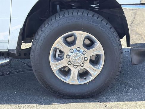 Used 2024 RAM 2500 Big Horn image 33