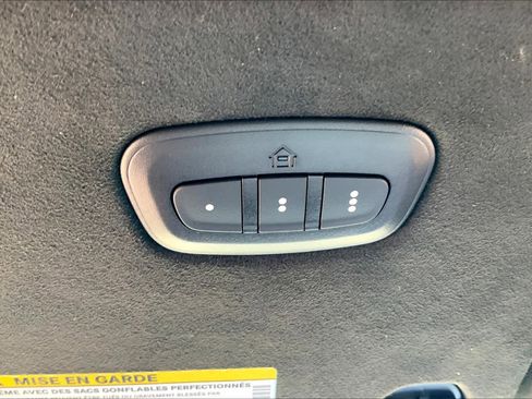 Used 2022 Jeep Grand Wagoneer Series III w/ HD Trailer Tow Package image 38